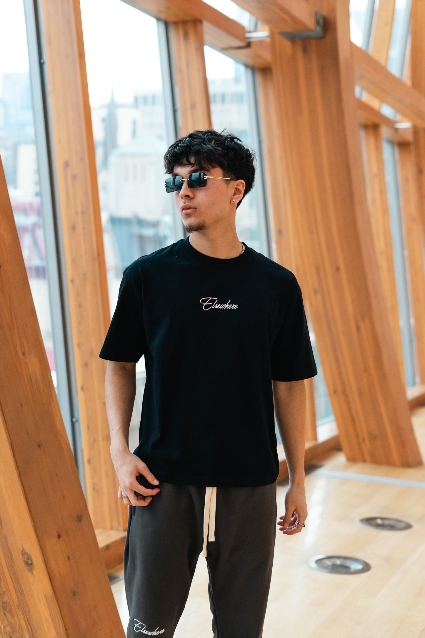 SHORT SLEEVE T-SHIRT - BLACK