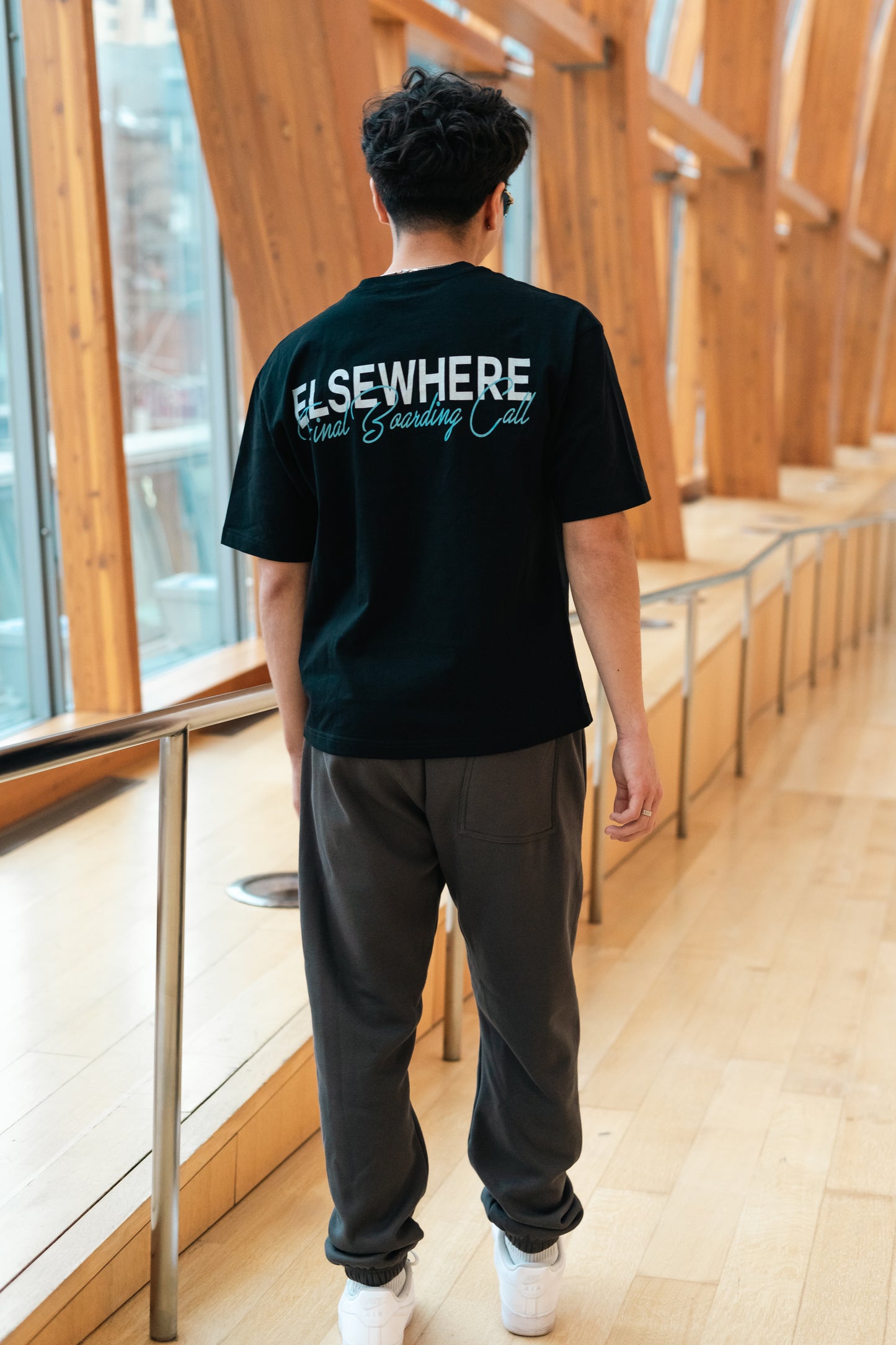 SHORT SLEEVE T-SHIRT - BLACK